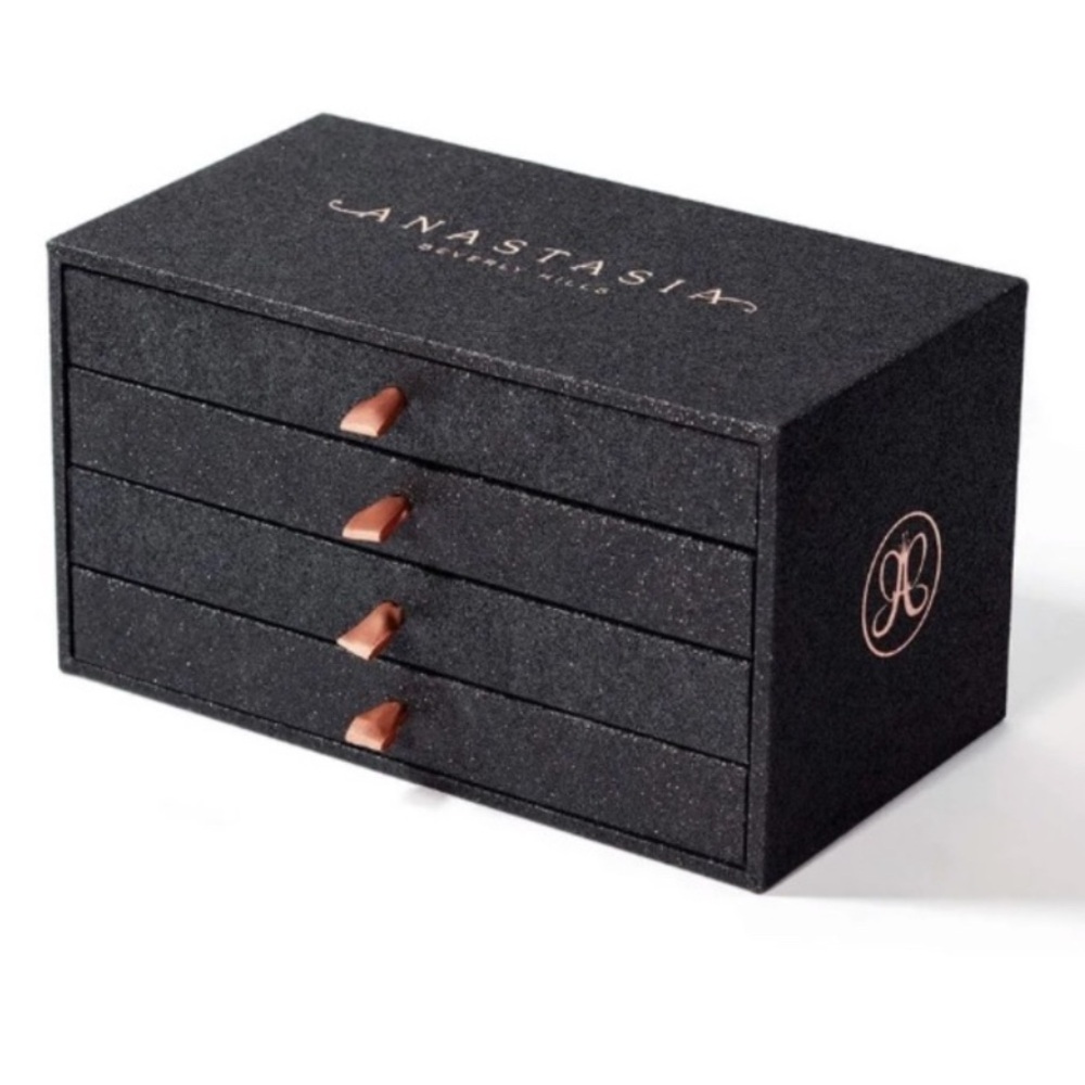 NEW Anastasia Hall of Fame Eyeshadow Vault Set